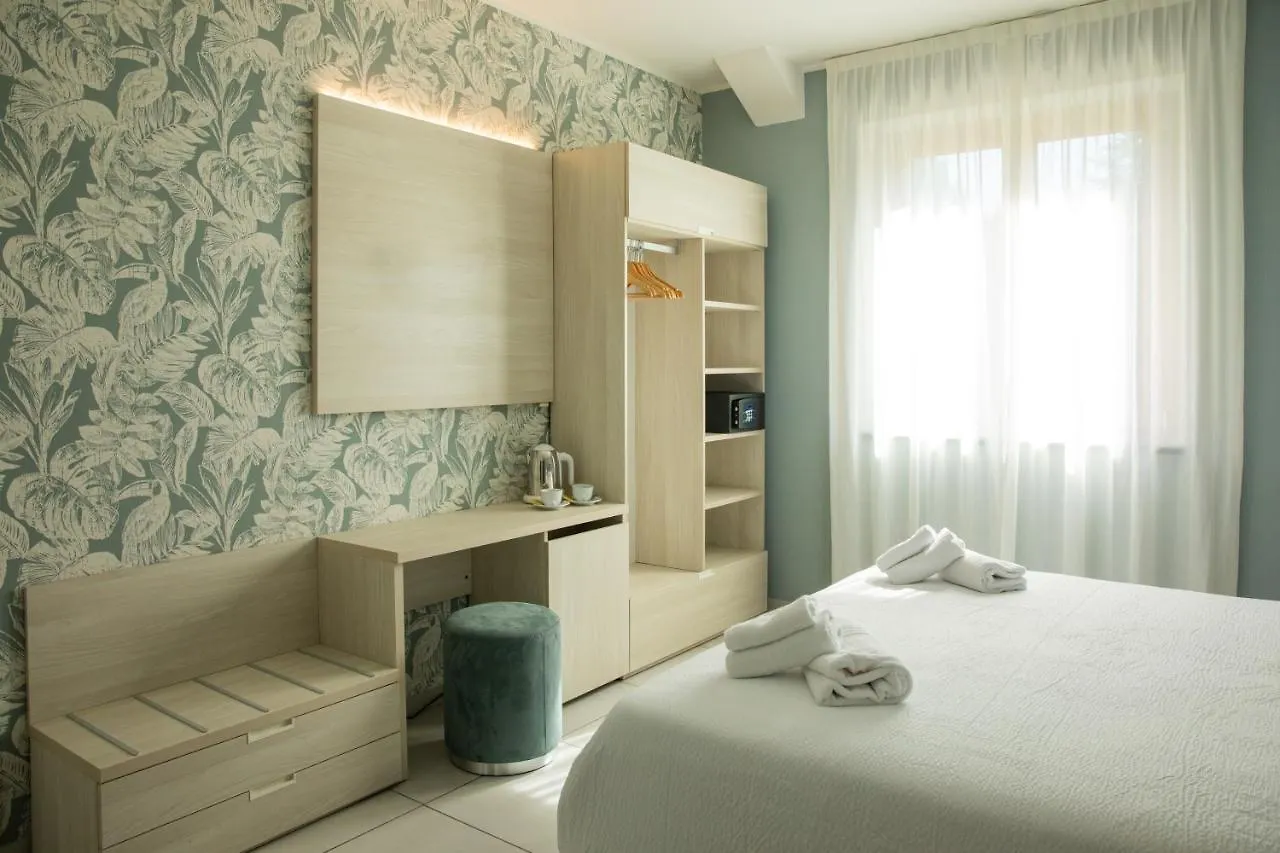 Lei Rooms Maranello Bed & Breakfast